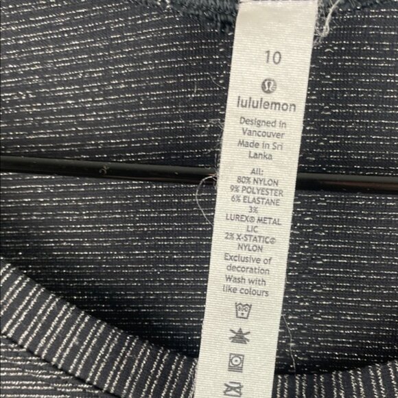 Lululemon Sparkly Long Sleeve Top Size 10 - Picture 7 of 9